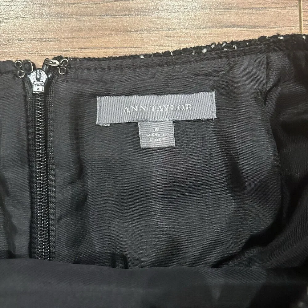Ann Taylor Skirt Women’s 6 Black White Wool Blend Preppy Career Office